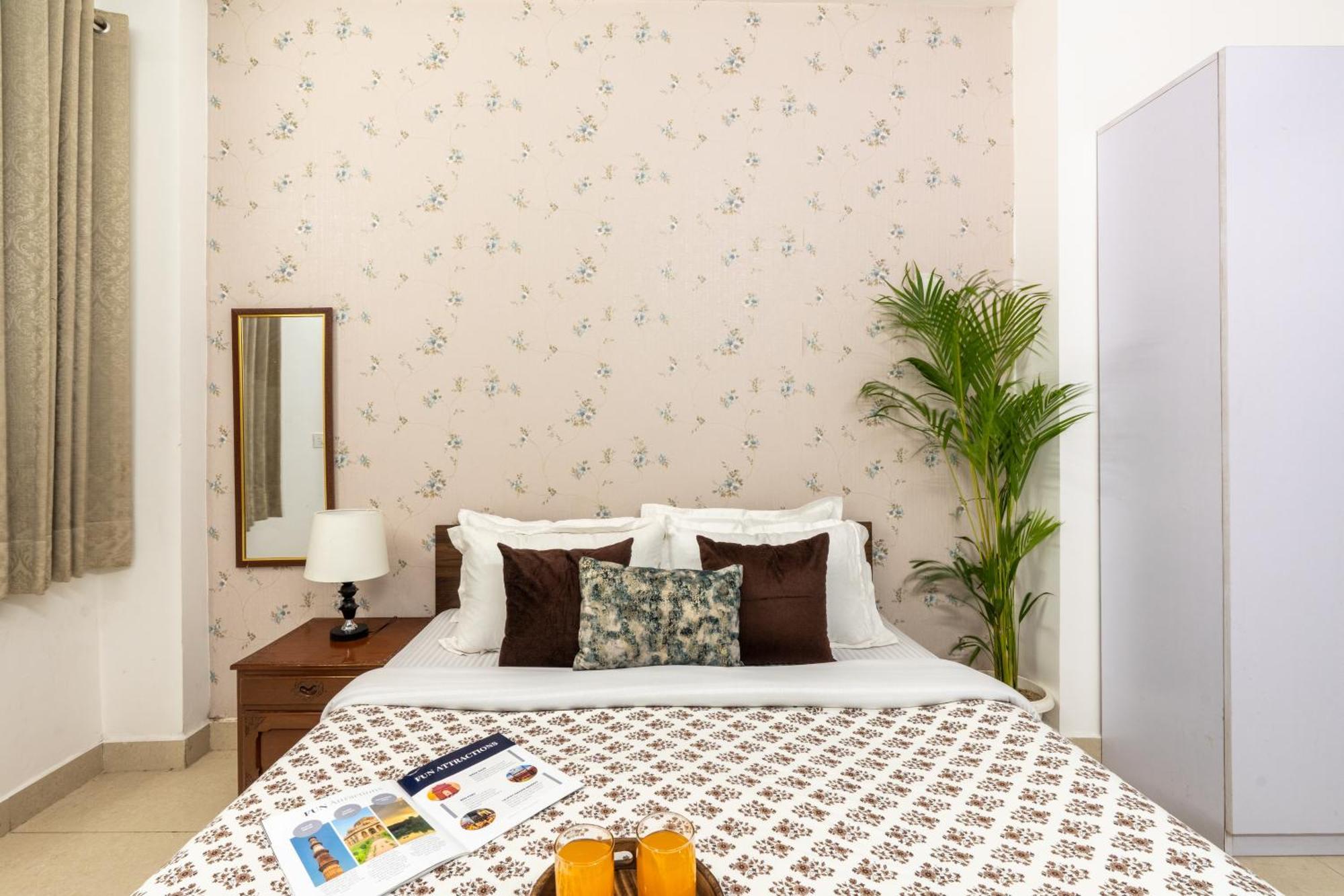 Homlee-Vintage 2Bhk-Ndls-Lift-Bharat Mandapam Apartment Ню Делхи Екстериор снимка