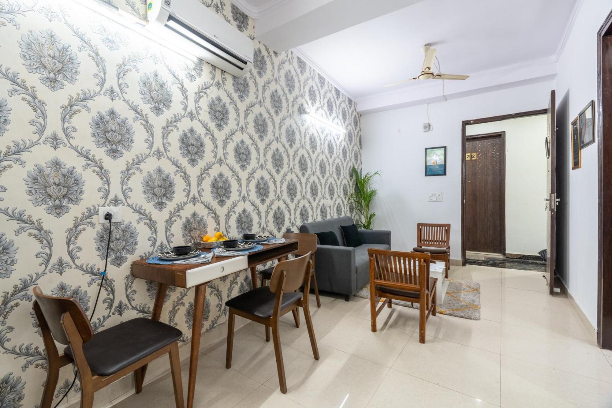 Homlee-Vintage 2Bhk-Ndls-Lift-Bharat Mandapam Apartment Ню Делхи Екстериор снимка